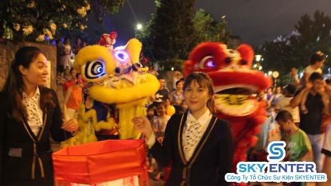 To Chuc Su Kien Trung Thu Tron Goi